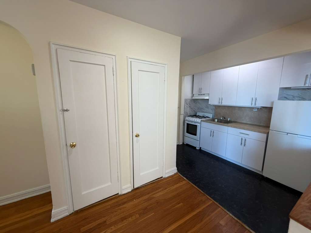 Apartment 118th Street  Queens, NY 11415, MLS-RD5574-7