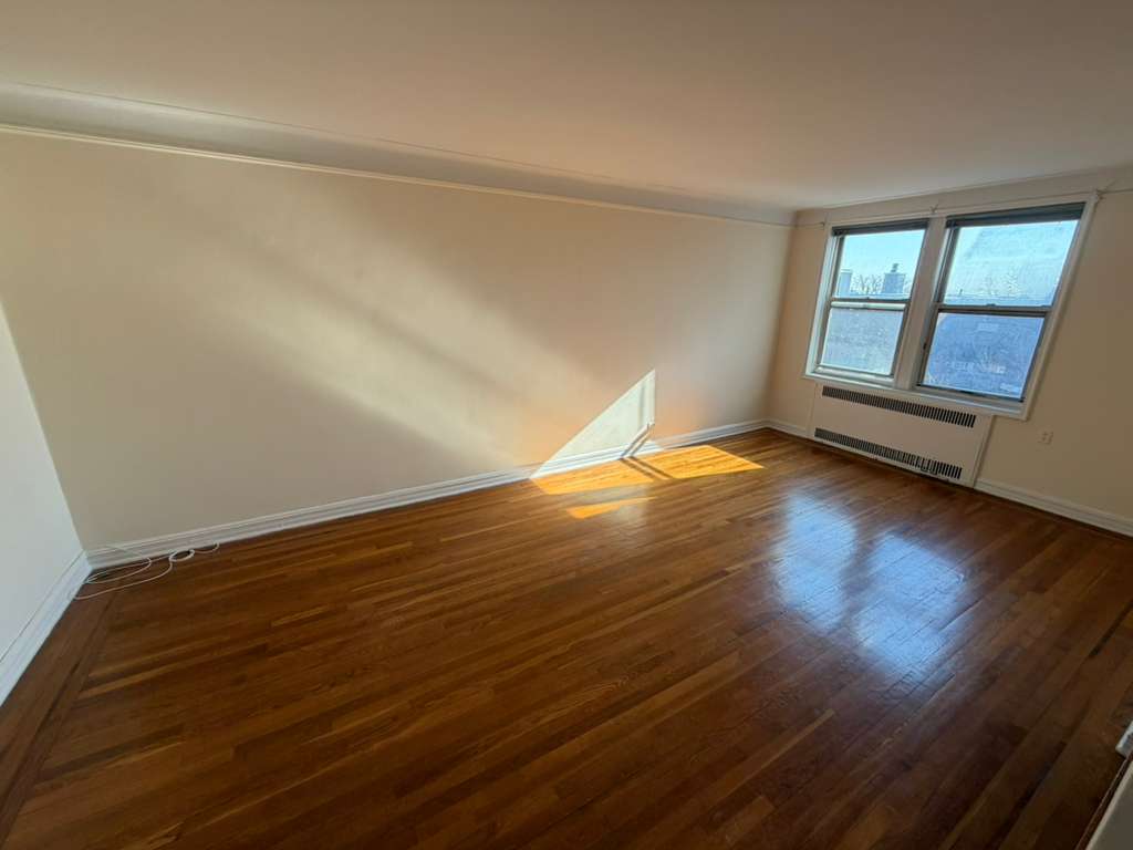 Apartment 118th Street  Queens, NY 11415, MLS-RD5574-9