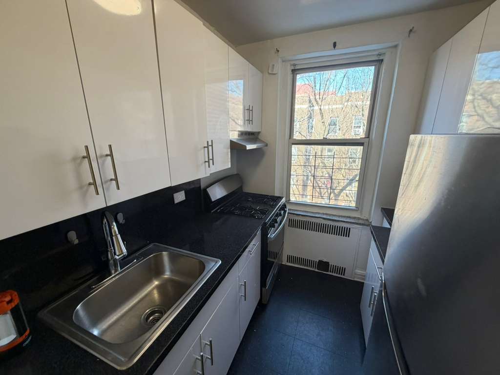 Apartment 118th Street  Queens, NY 11415, MLS-RD5576-2