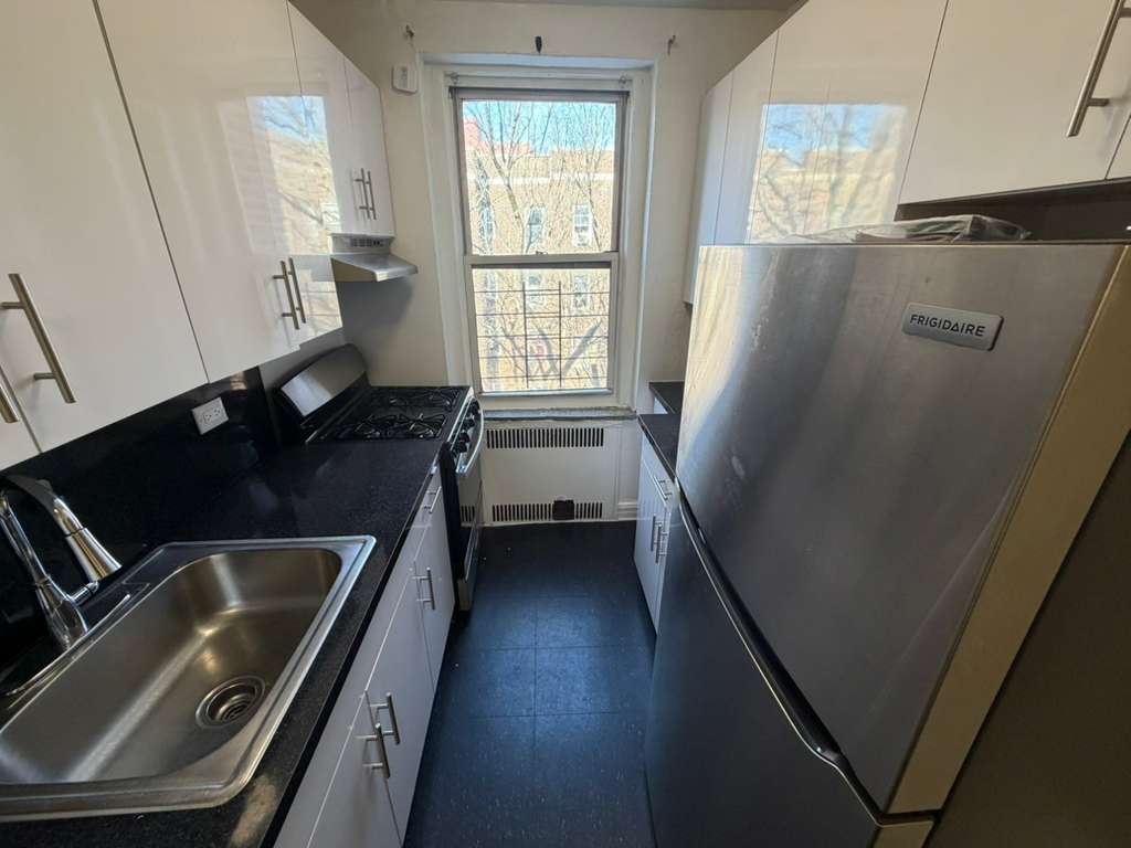 Apartment 118th Street  Queens, NY 11415, MLS-RD5576-4