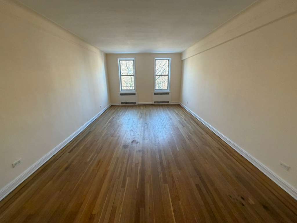 Apartment 118th Street  Queens, NY 11415, MLS-RD5576-10