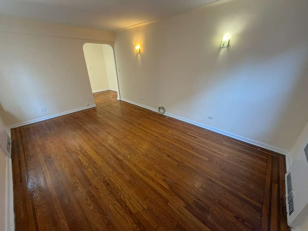 Apartment 118th Street  Queens, NY 11415, MLS-RD5577-10