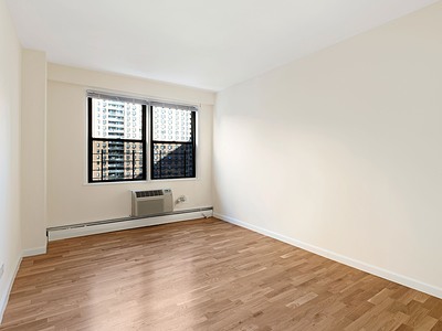 Apartment 57th Avenue Queens, NY 11368, MLS-RD5579-12