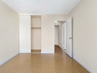 Apartment Horace Harding Expwy  Queens, NY 11368, MLS-RD5589-4