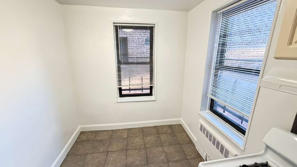 Apartment 77th Street  Queens, NY 11372, MLS-RD5598-14