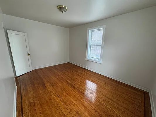 Apartment 35th Avenue Queens, NY 11372, MLS-RD5600-5