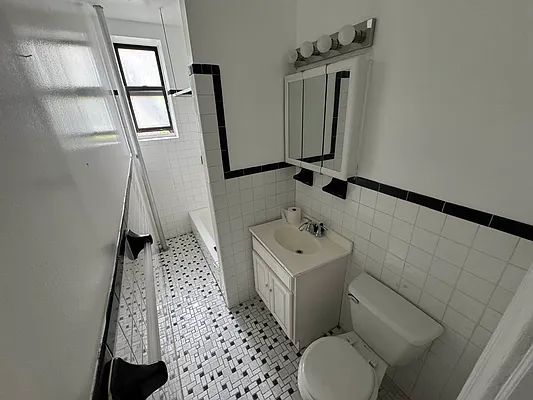 Apartment 35th Avenue Queens, NY 11372, MLS-RD5600-6