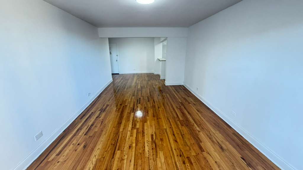 Apartment 103rd Street Queens, NY 11375, MLS-RD5606-13