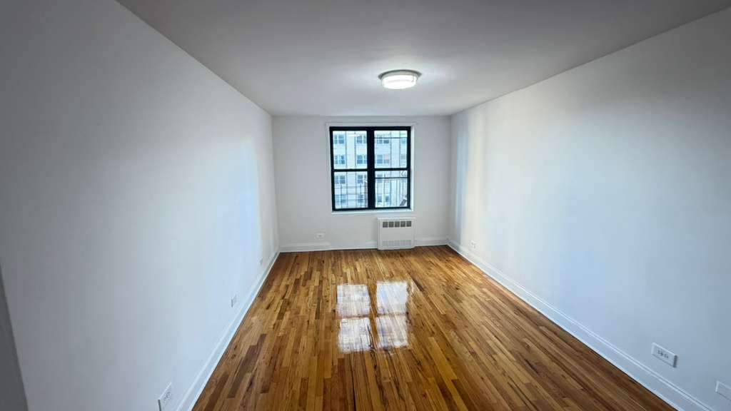 Apartment 103rd Street Queens, NY 11375, MLS-RD5606-15