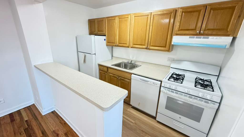 Apartment 103rd Street Queens, NY 11375, MLS-RD5607-3
