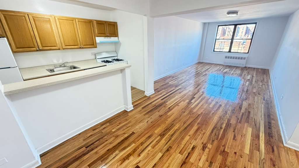 Apartment 103rd Street Queens, NY 11375, MLS-RD5607-5