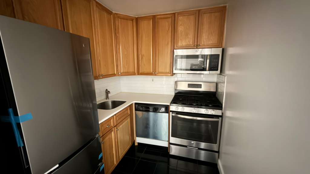 Apartment 34th Avenue Queens, NY 11354, MLS-RD5608-2