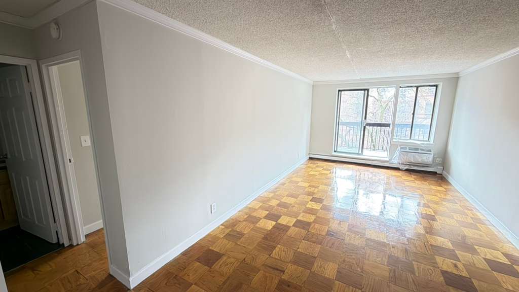 Apartment 34th Avenue Queens, NY 11354, MLS-RD5608-10