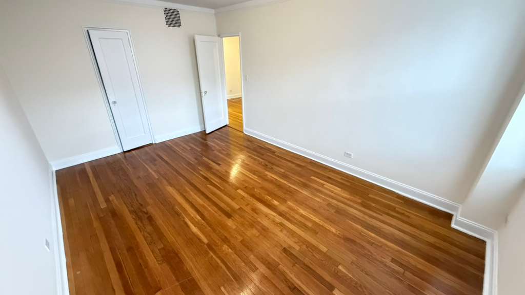 Apartment 167th Street  Queens, NY 11358, MLS-RD5610-17