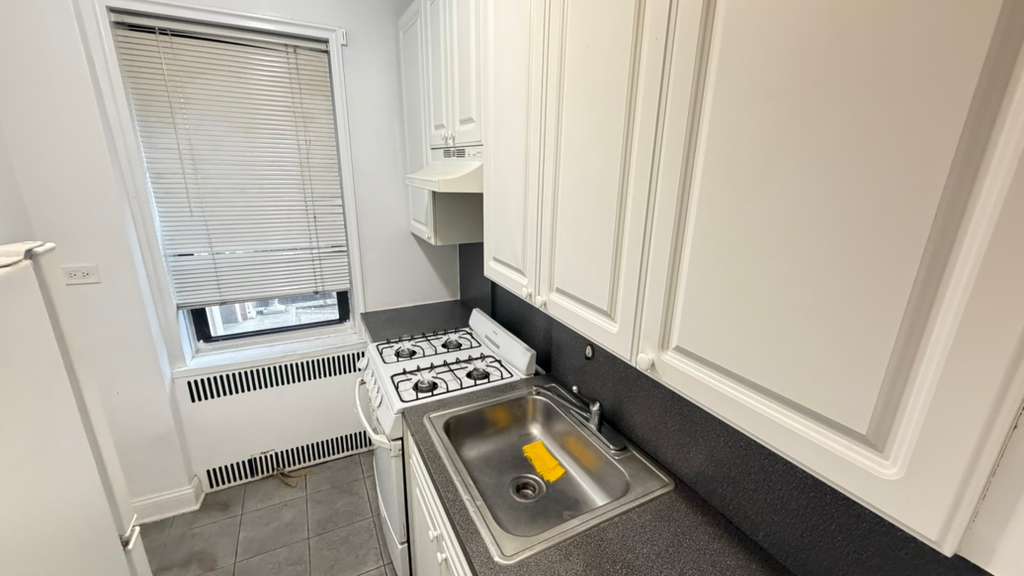 Apartment 167th Streey  Queens, NY 11358, MLS-RD5611-2