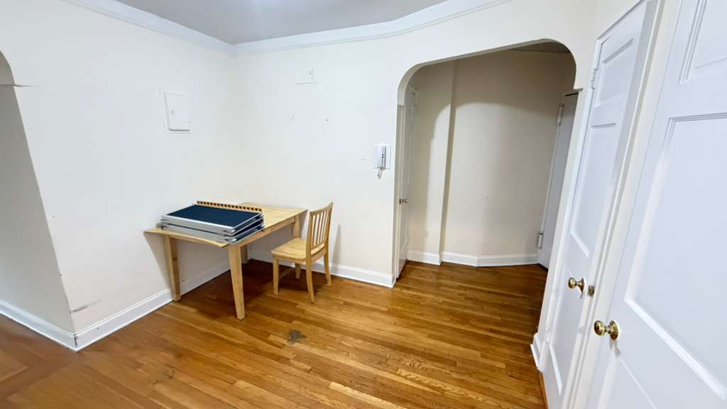 Apartment 167th Streey  Queens, NY 11358, MLS-RD5611-6