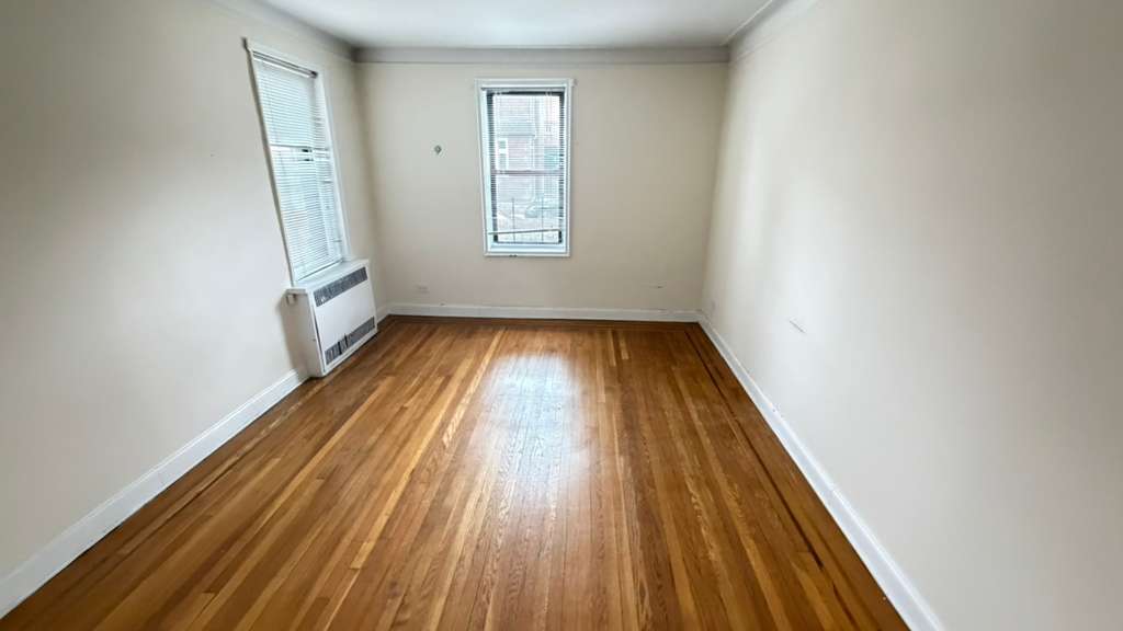 Apartment 167th Streey  Queens, NY 11358, MLS-RD5611-10