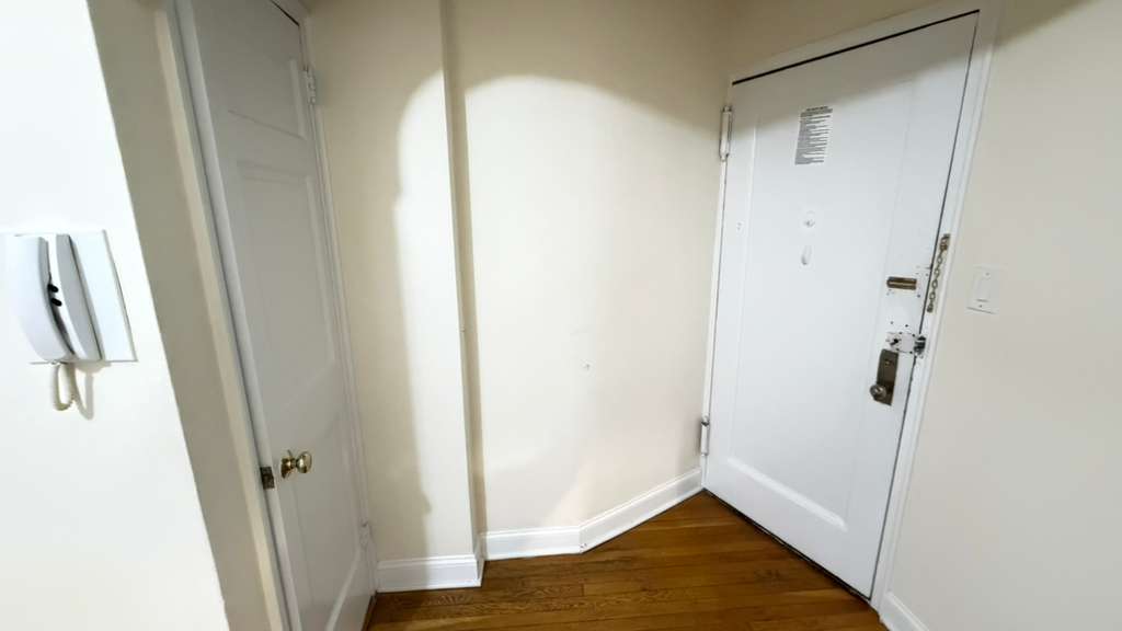 Apartment 167th Streey  Queens, NY 11358, MLS-RD5611-18