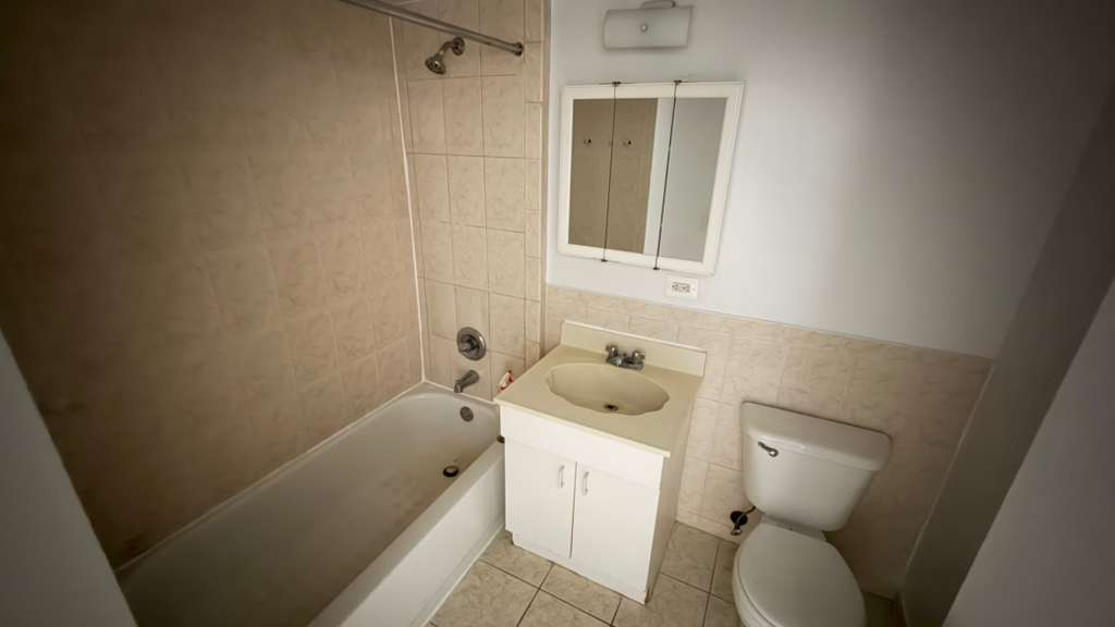 Apartment Northern Blvd  Queens, NY 11354, MLS-RD5612-16