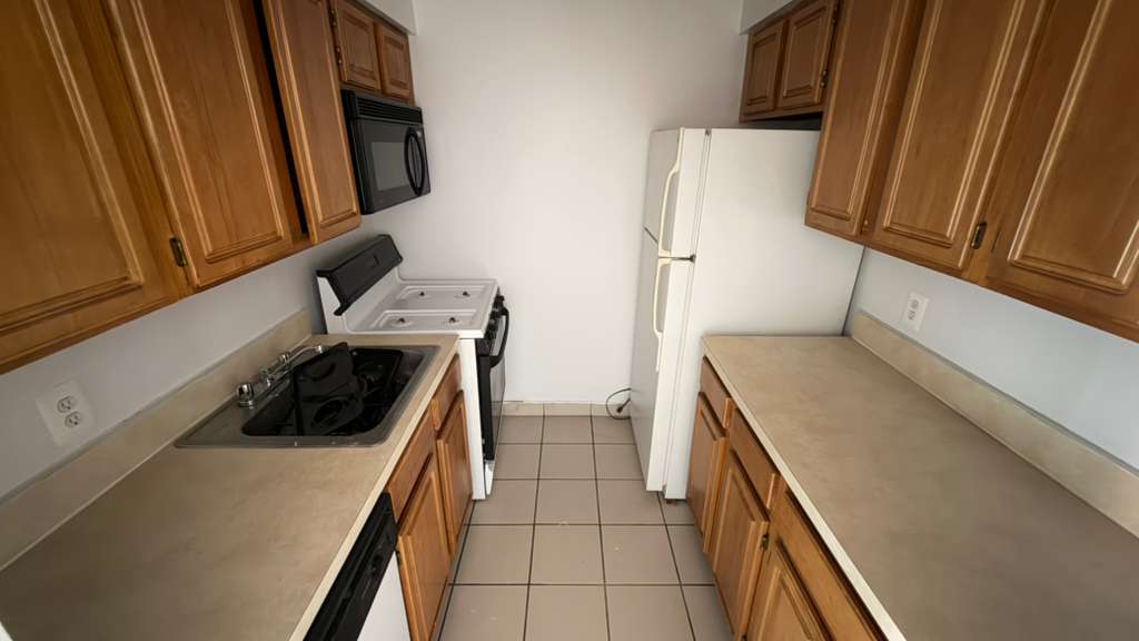 Apartment Northern Blvd  Queens, NY 11354, MLS-RD5613-7