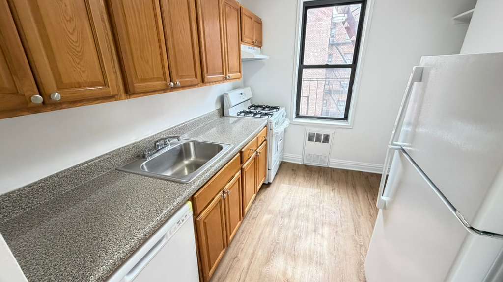 Apartment 67th Avenue Queens, NY 11375, MLS-RD5614-4