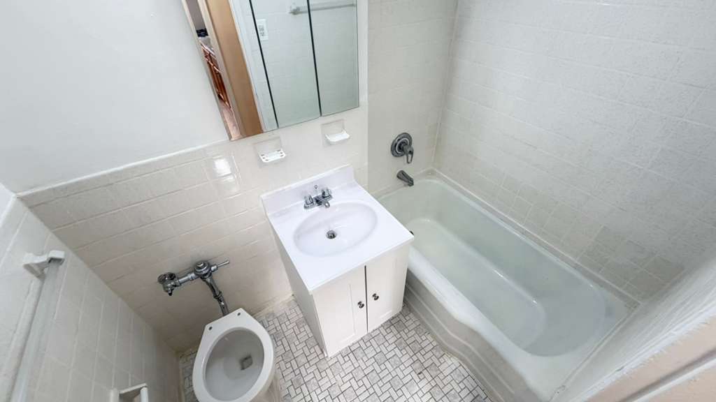 Apartment 67th Avenue Queens, NY 11375, MLS-RD5614-19