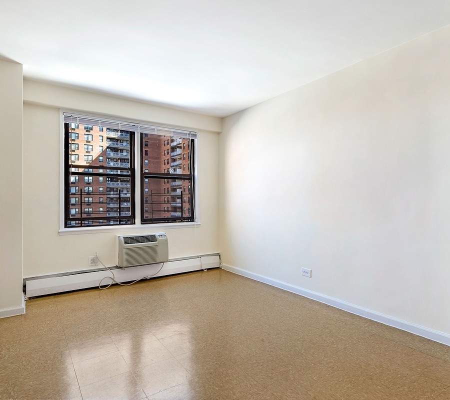 Apartment 57th Avenue  Queens, NY 11368, MLS-RD5621-11