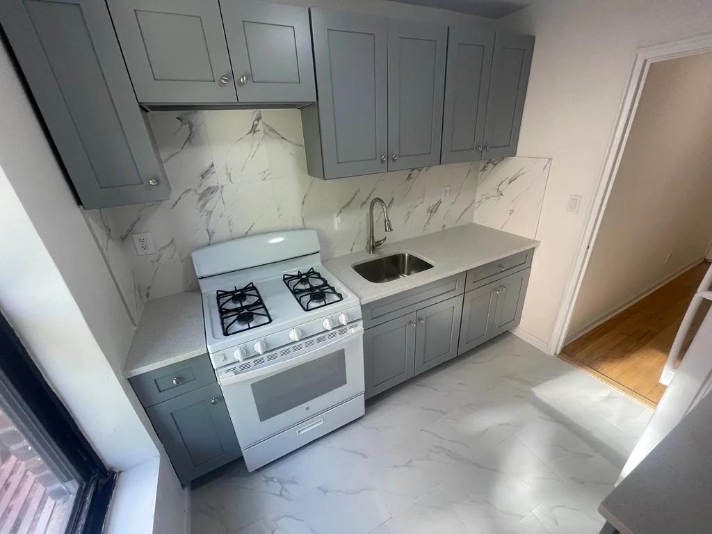 Apartment 85th Drive Queens, NY 11435, MLS-RD5622-4