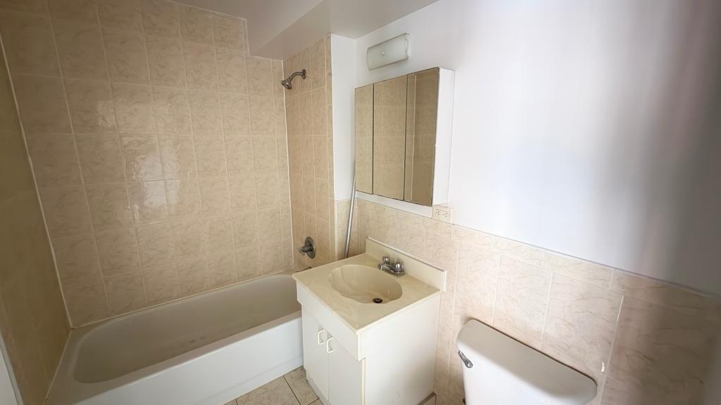 Apartment Northern Blvd Queens, NY 11354, MLS-RD5623-12