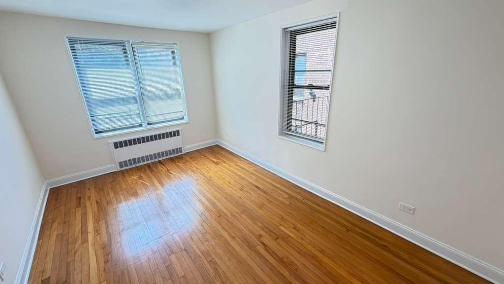 Apartment 77th Street Queens, NY 11372, MLS-RD5628-18