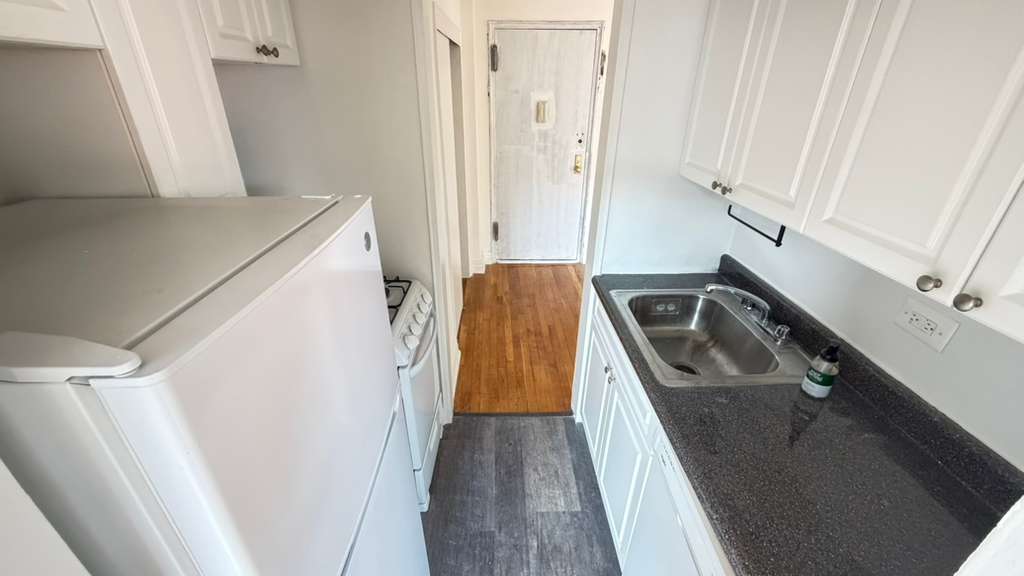 Apartment 67th Drive  Queens, NY 11375, MLS-RD5637-4