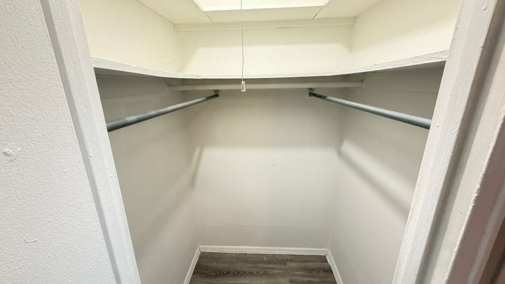 Apartment Bell Blvd  Queens, NY 11360, MLS-RD5638-10