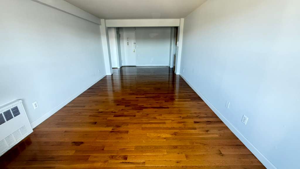 Apartment Bell Blvd  Queens, NY 11360, MLS-RD5639-12