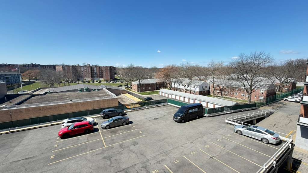Apartment Bell Blvd  Queens, NY 11360, MLS-RD5639-19