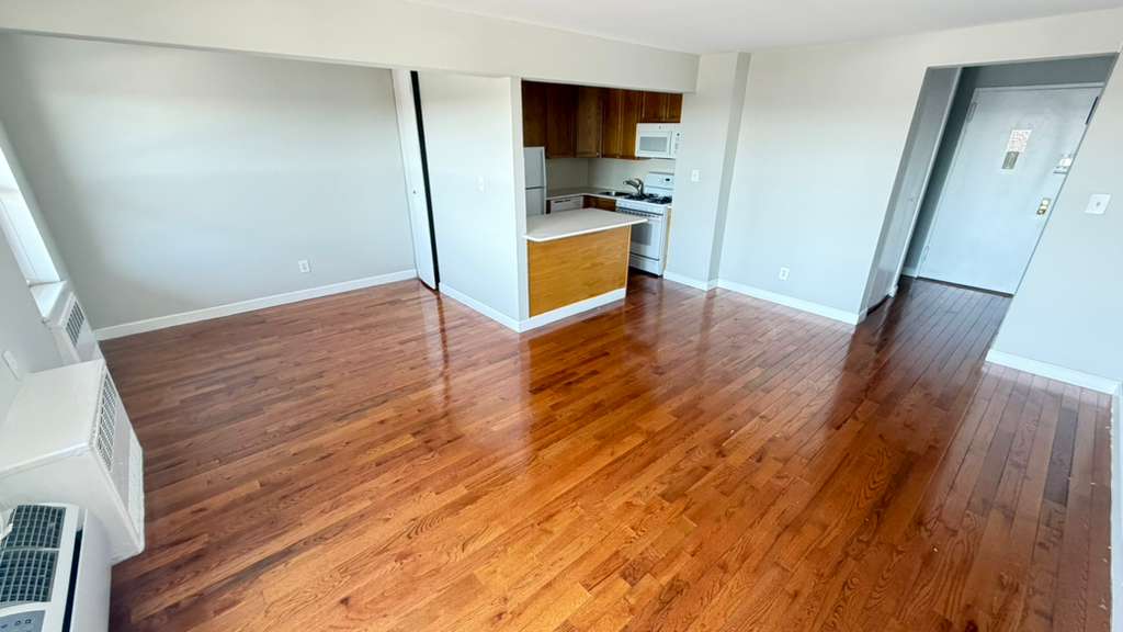 Apartment Bell Blvd  Queens, NY 11360, MLS-RD5640-11