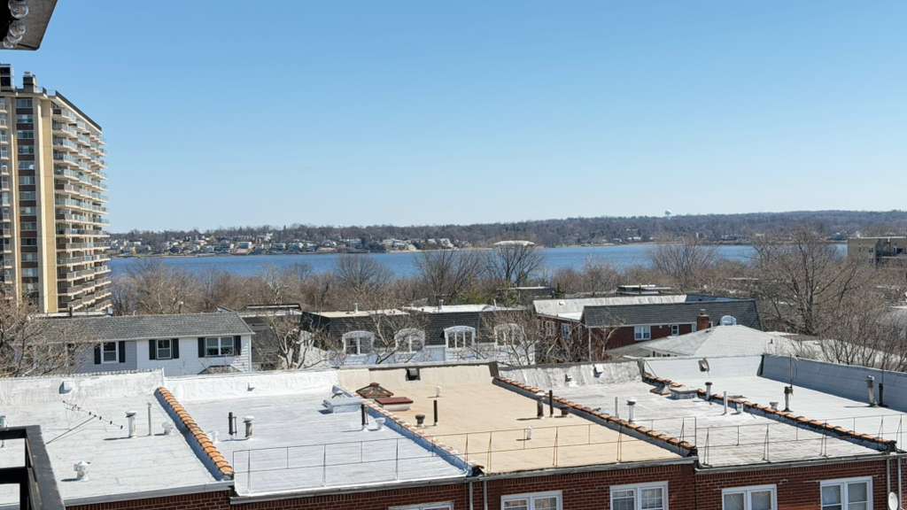 Apartment Bell Blvd  Queens, NY 11360, MLS-RD5640-19