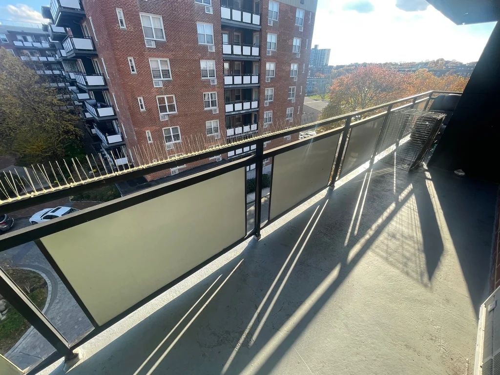 Apartment Bell Blvd  Queens, NY 11360, MLS-RD5642-16