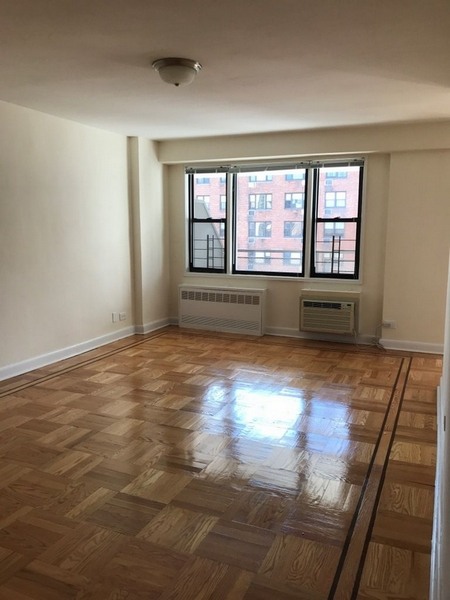 Apartment 67th Avenue Queens, NY 11374, MLS-RD5648-2
