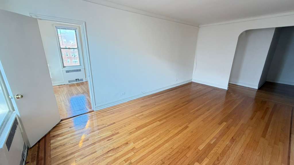 Apartment 76th Drive Queens, NY 11375, MLS-RD5650-14