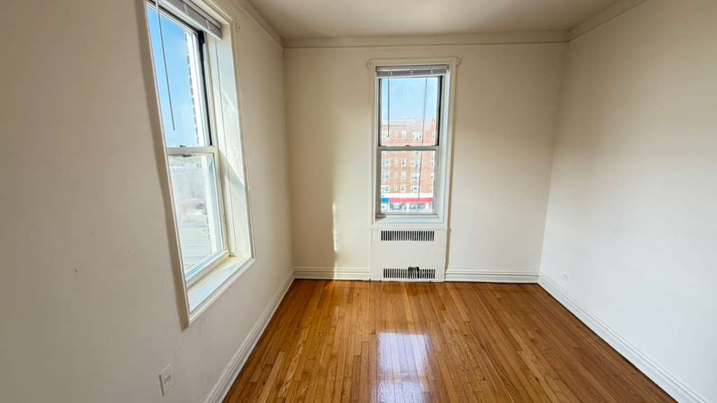 Apartment 76th Drive Queens, NY 11375, MLS-RD5650-16