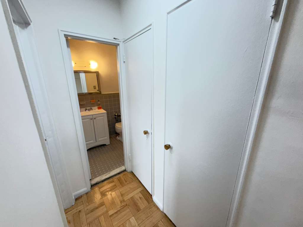 Apartment Queens Blvd  Queens, NY 11375, MLS-RD5652-13