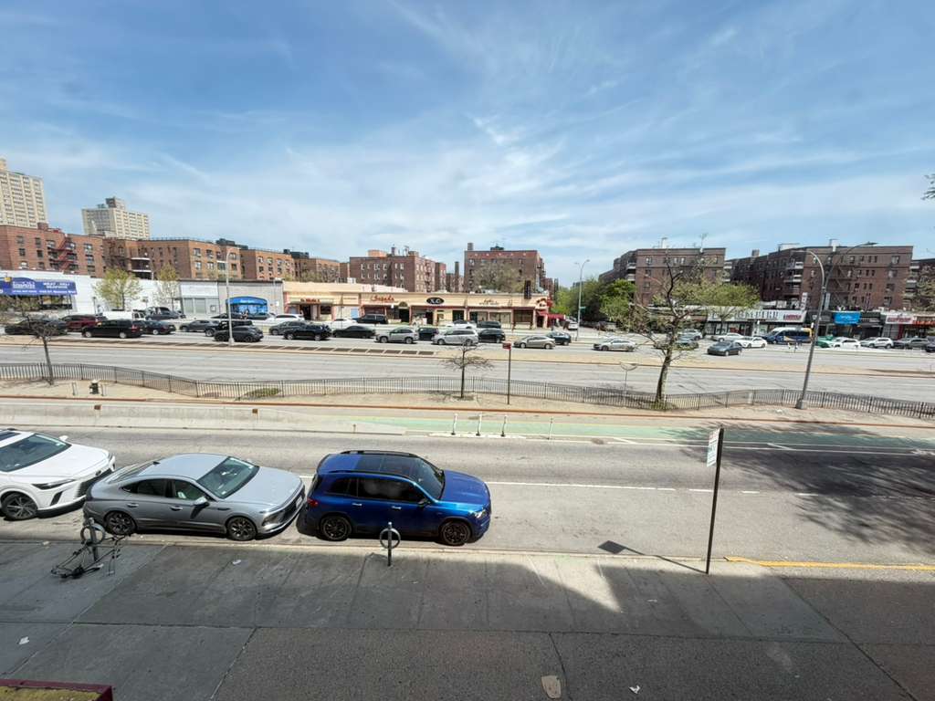 Apartment Queens Blvd  Queens, NY 11375, MLS-RD5652-20