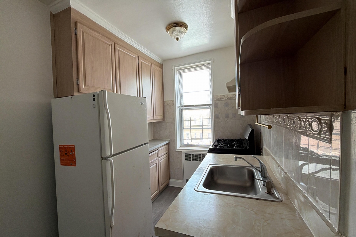 Apartment 68th Avenue  Queens, NY 11375, MLS-RD5661-2