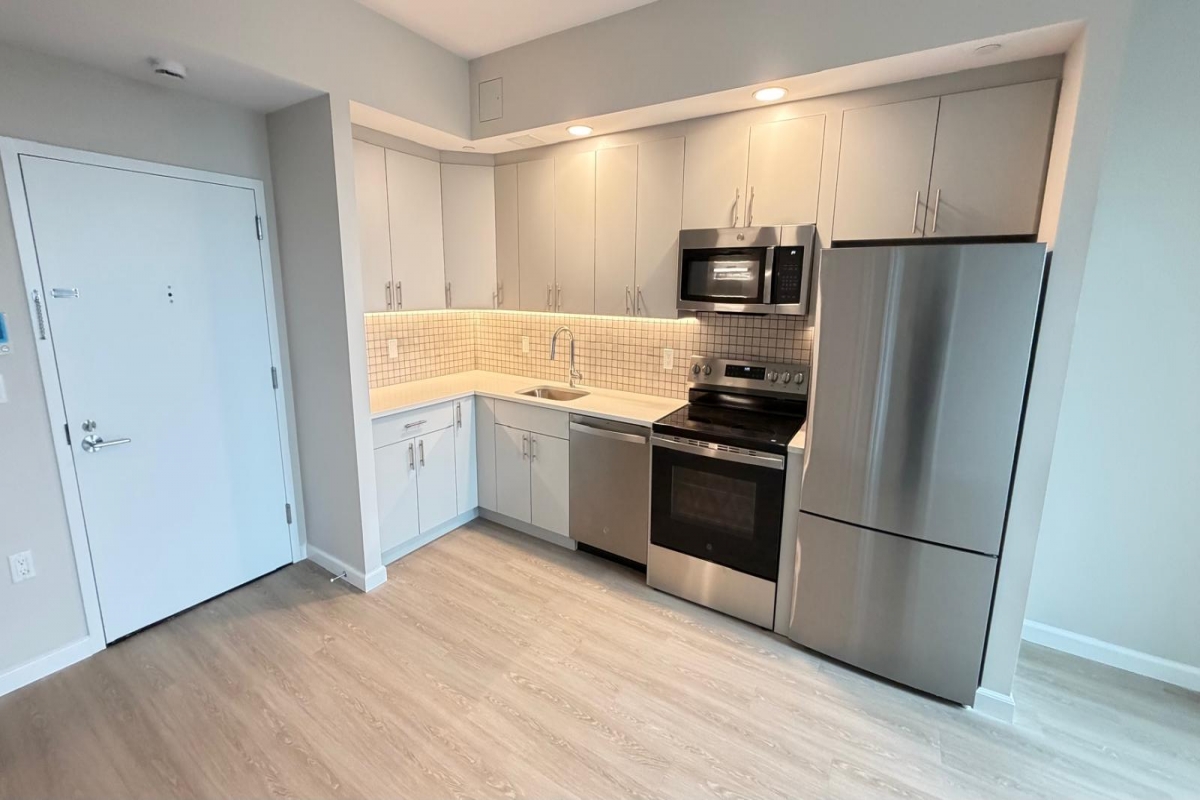 Apartment Hillside Avenue Queens, NY 11432, MLS-RD5662-4