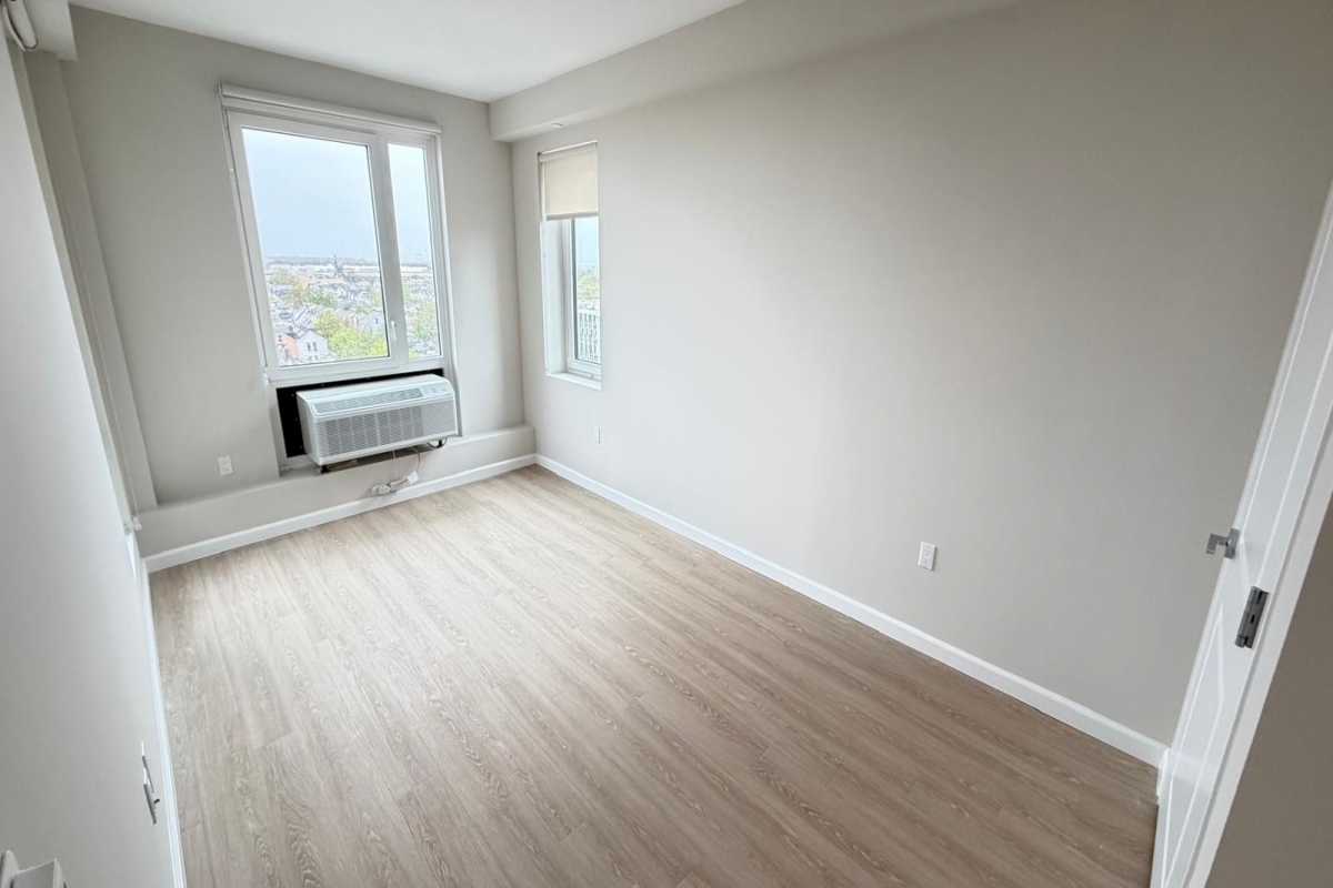 Apartment Hillside Avenue Queens, NY 11432, MLS-RD5662-9