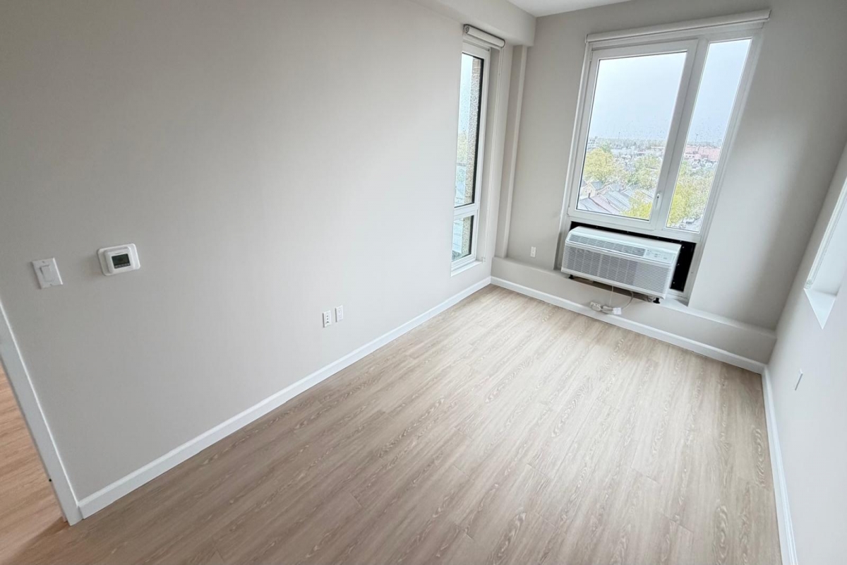 Apartment Hillside Avenue Queens, NY 11432, MLS-RD5662-10