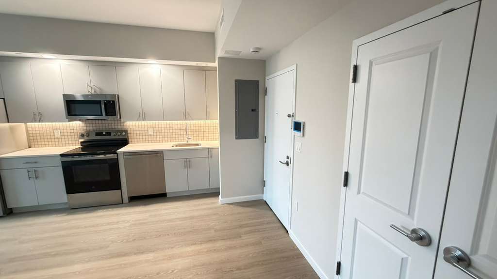 Apartment Hillside Avenue Queens, NY 11432, MLS-RD5666-11