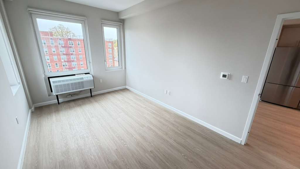 Apartment Hillside Avenue Queens, NY 11432, MLS-RD5666-14