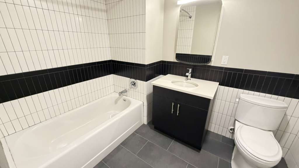 Apartment Hillside Avenue Queens, NY 11432, MLS-RD5666-17