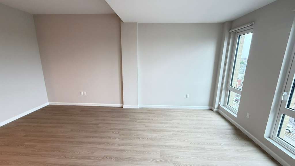 Apartment Hillside Avenue Queens, NY 11432, MLS-RD5667-17